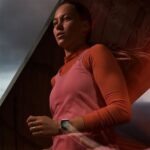 Apple Watch Series 9 GPS + Cellular 41 mm, boîtier en aluminium Rose avec boucle Sport rose clair – Image 6