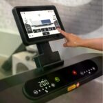 Centr RUNR-S TM3.2S - Tapis de Course Connecté 3.2CV - Écran Tactile 10'', Cloud Cushion, Bluetooth - Pliable et Silencieux – Image 3