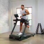 Centr RUNR-S TM3.2S - Tapis de Course Connecté 3.2CV - Écran Tactile 10'', Cloud Cushion, Bluetooth - Pliable et Silencieux – Image 5