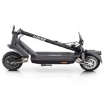 Navee ST3 Pro - Trottinette électrique pliable IPX5 - 25 km/h - Autonomie 75 km - Ecran LED - Triple système de freinage - Poids maximal 120 kg - Noir – Image 4