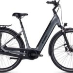 Vélo de Ville Électrique Cube Supreme Hybrid Pro 500 Easy Entry Shimano Nexus 8V 500 Wh 700 mm Gris Flash 2024