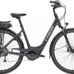 Vélo de Ville Électrique Trek Verve+ 1 Lowstep Shimano Altus 8V 500 Wh 700 mm Noir