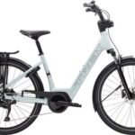 Vélo de Ville Électrique Trek Verve+ 2 Lowstep 400wh Shimano Cues 9V Gris Gen.3