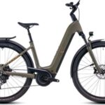 VTC Électrique Cube Kathmandu Hybrid Pro 800 Easy Entry Shimano Cues 11V 800 Wh 700 mm Vert Dusty Olive 2025