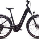 VTC Électrique Cube Nuride Hybrid Pro 600 Allroad Easy Entry Shimano Cues 10V 600 Wh 29'' Noir 2025