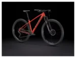 VTT semi-rigide Trek Marlin 6 rouge lave équipé du groupe Shimano Cues 10 vitesses, roues 29 pouces, génération 3